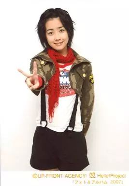 中古】生写真(ハロプロ) Berryz工房/清水佐紀/膝上・衣装カーキ白