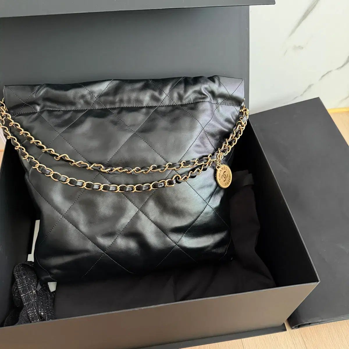 CHANEL シャネル 22バッグ スモール ブラック (ほぼ新品) - メルカリ