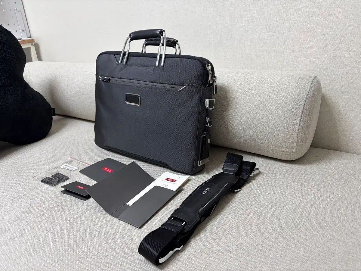 トゥミ 高級ライン リー ダークグレー 保証書含む 出品