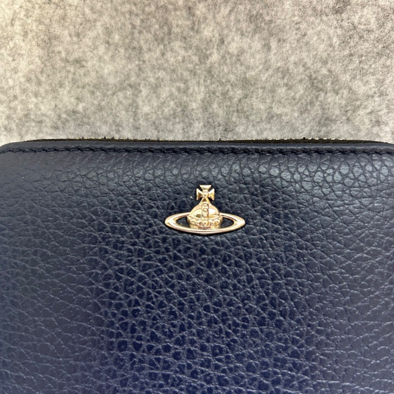 Vivienne Westwood 2つ折り財布 オーブ ネイビー ラウンドファスナー