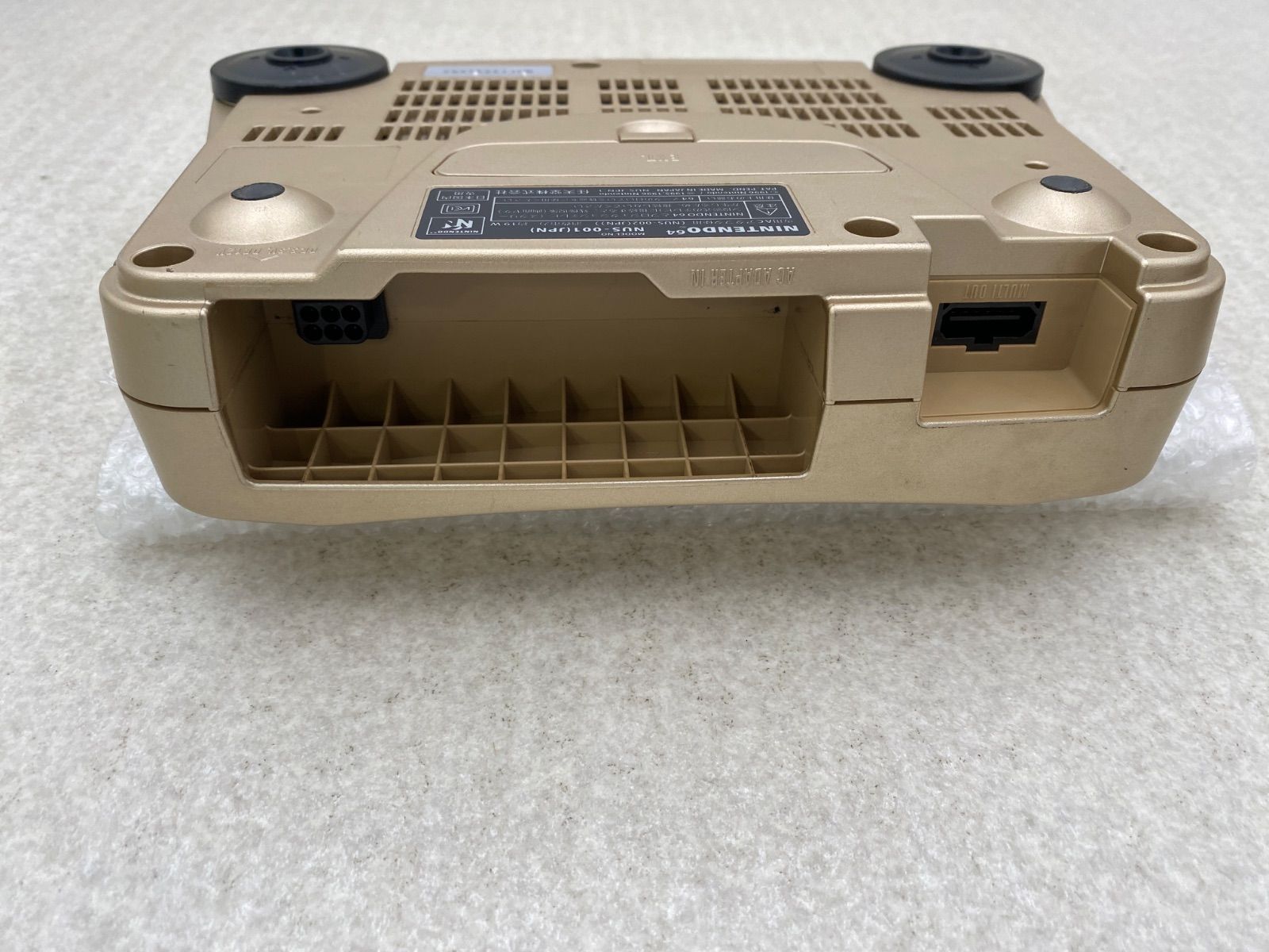 ニンテンドー64 本体 動作品 ゴールド コントローラー2点 - メルカリ