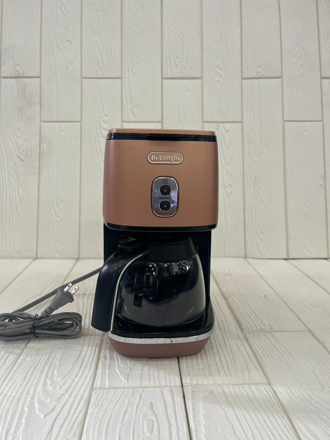 DeLonghi Distinta ICM101J ブラック　送料込みにしました 展示品 箱付き】DeLonghi デロンギ Distinta ディスティンタ ドリップ