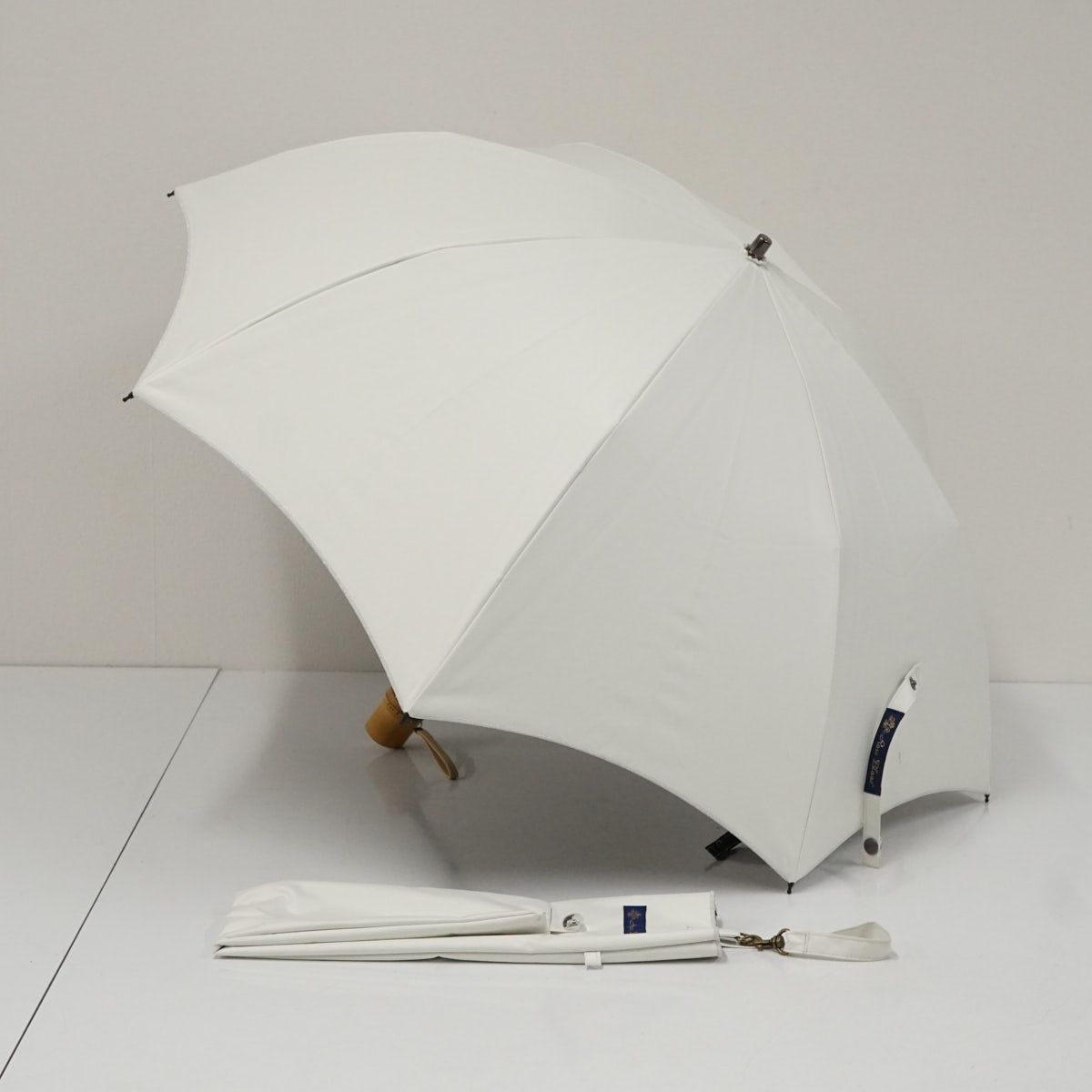 折りたたみ日傘 芦屋ロサブラン 完全遮光折日傘 USED美品 2段折 プレーン アイボリー 寒竹手元 UV 遮熱 50cm FS9754