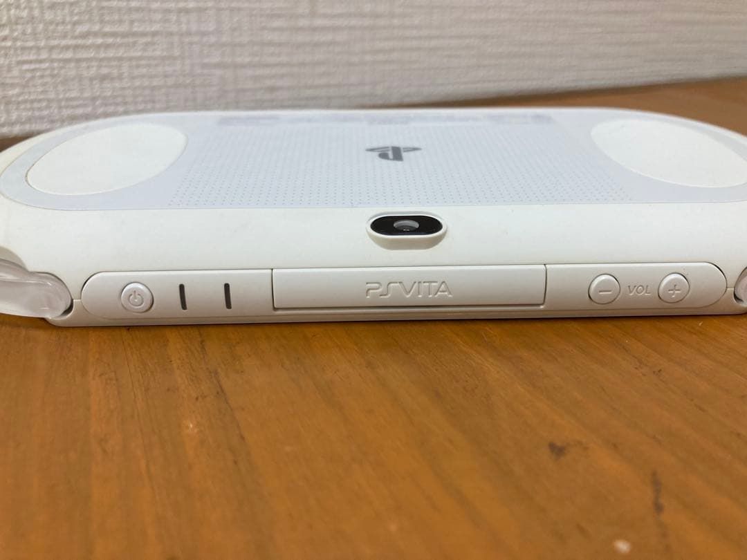 A80【動作確認済】ソニー PlayStation Vita 本体 PCH-2000 プレステ