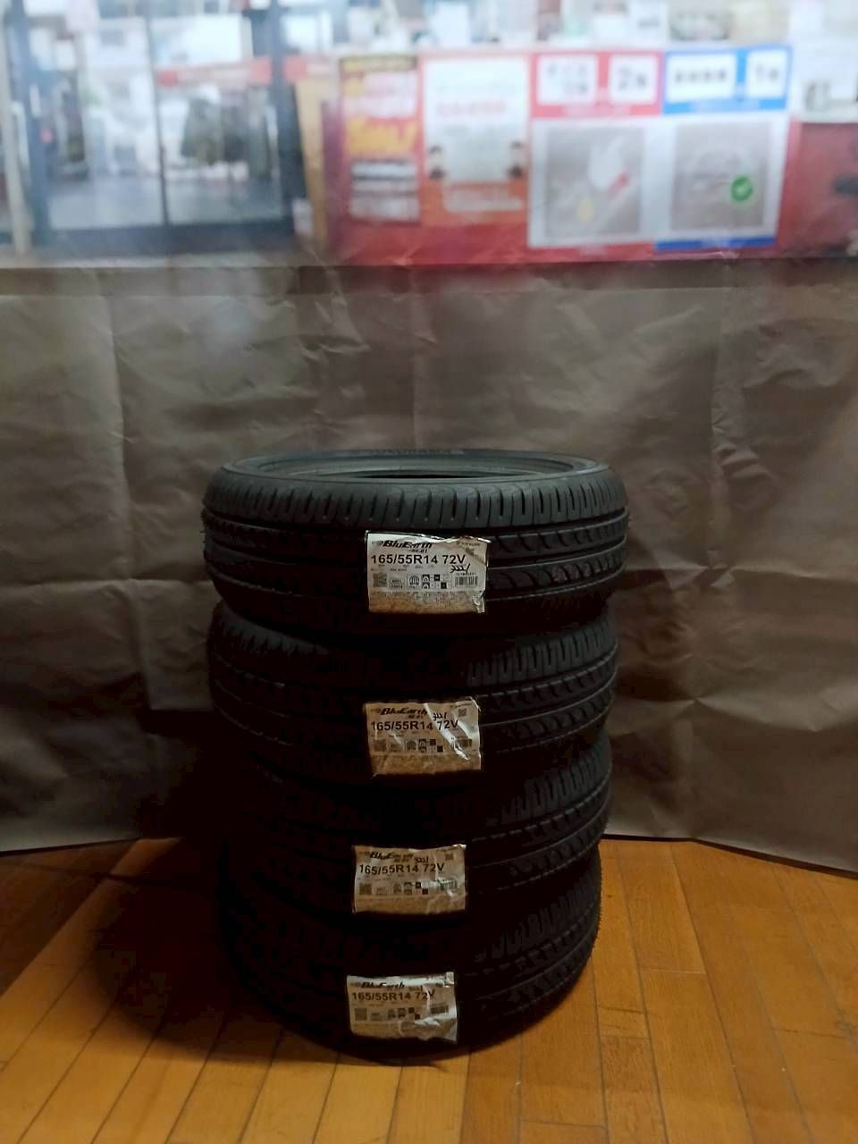 ﾖｺﾊﾏﾀｲﾔ　ﾌﾞﾙｰｱｰｽAE01　165/55R14　2021年製　4本ｾｯﾄ　★オク009