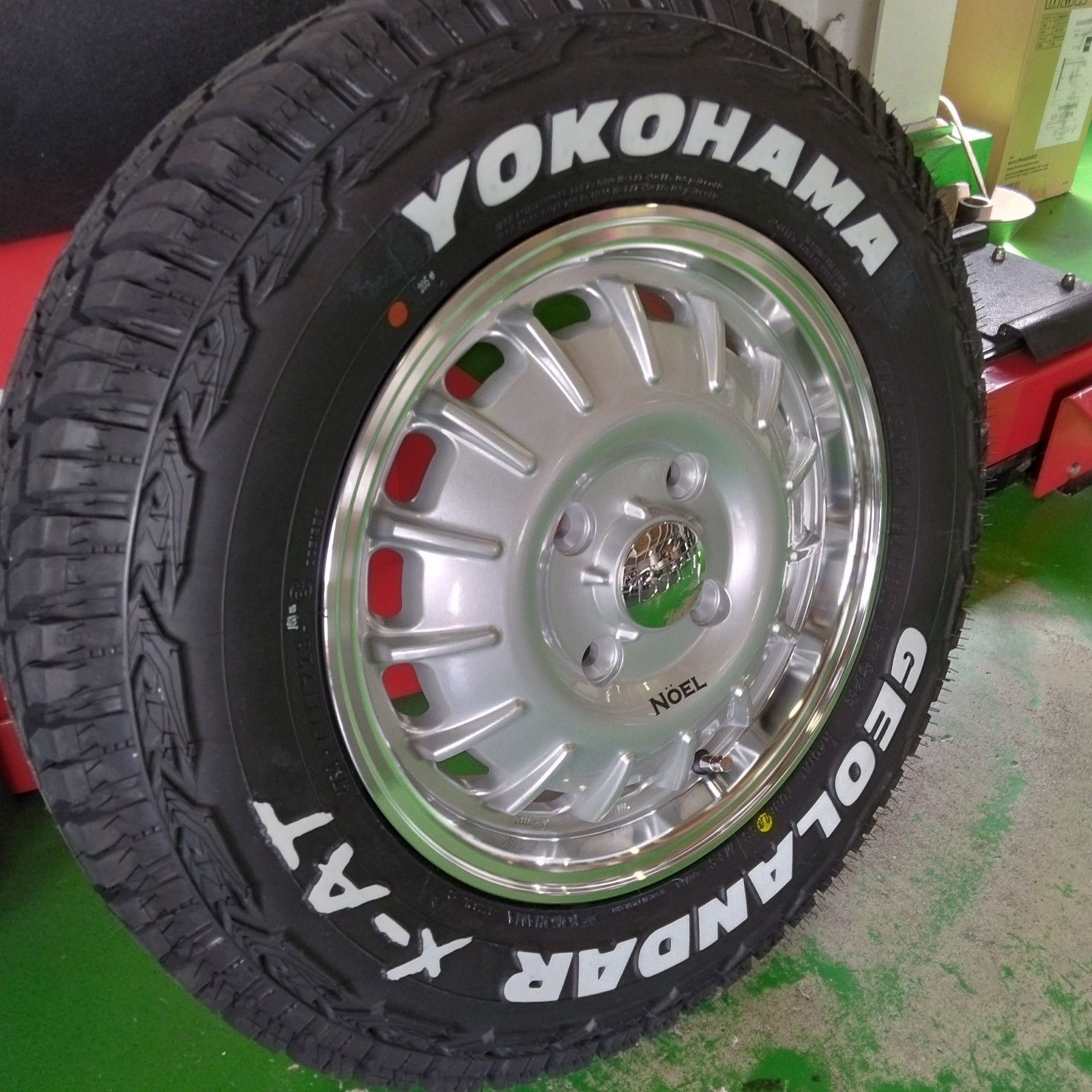 新品 タウンエース タイヤホイールセット ヨコハマ ジオランダー X-AT