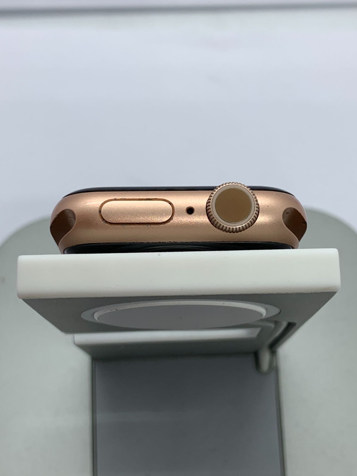 Apple Watch Series 6 40mm ゴールド 中古 - メルカリ