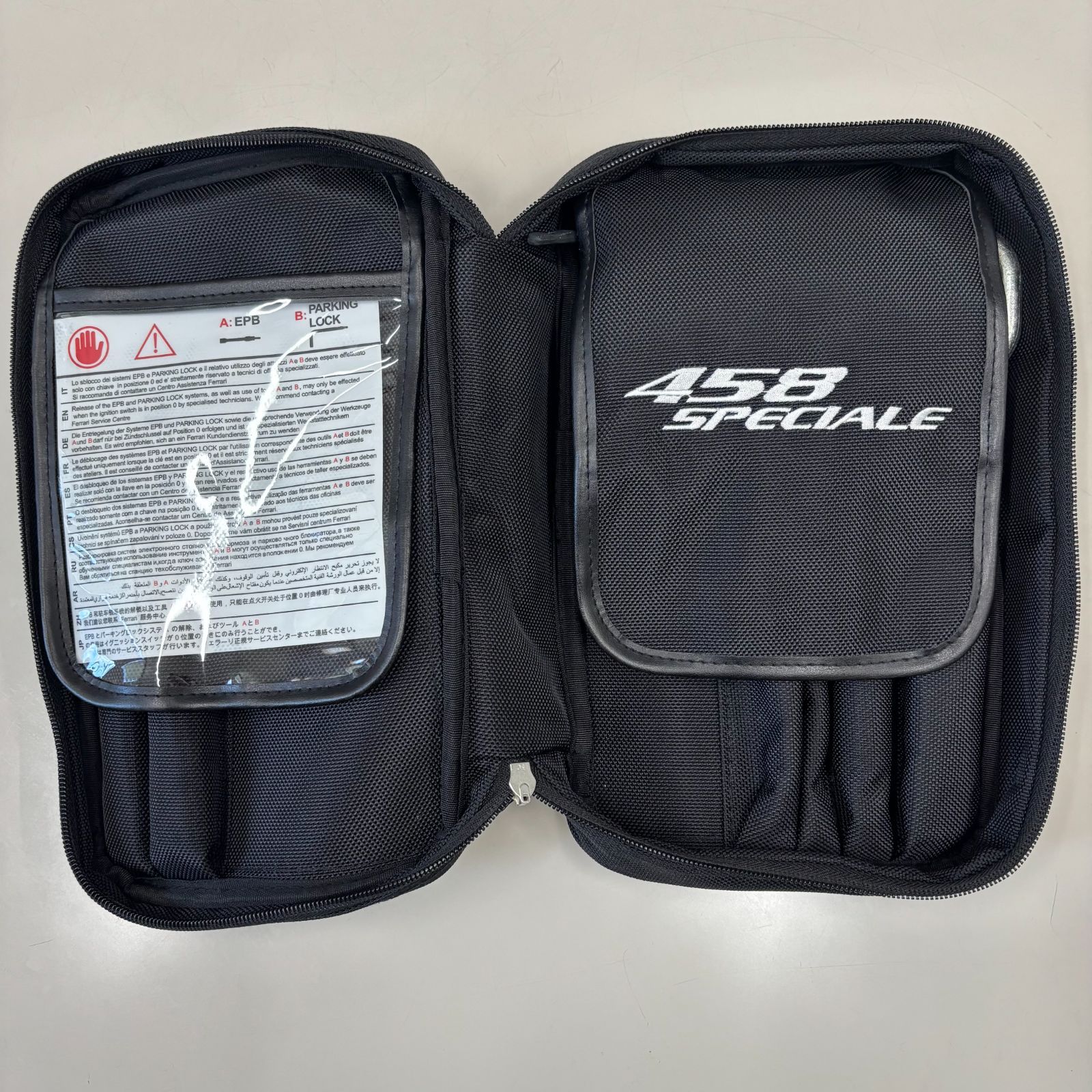 【純正・希少】フェラーリ 458イタリア 458スペチアーレ（speciale） 純正工具セット ツールキット