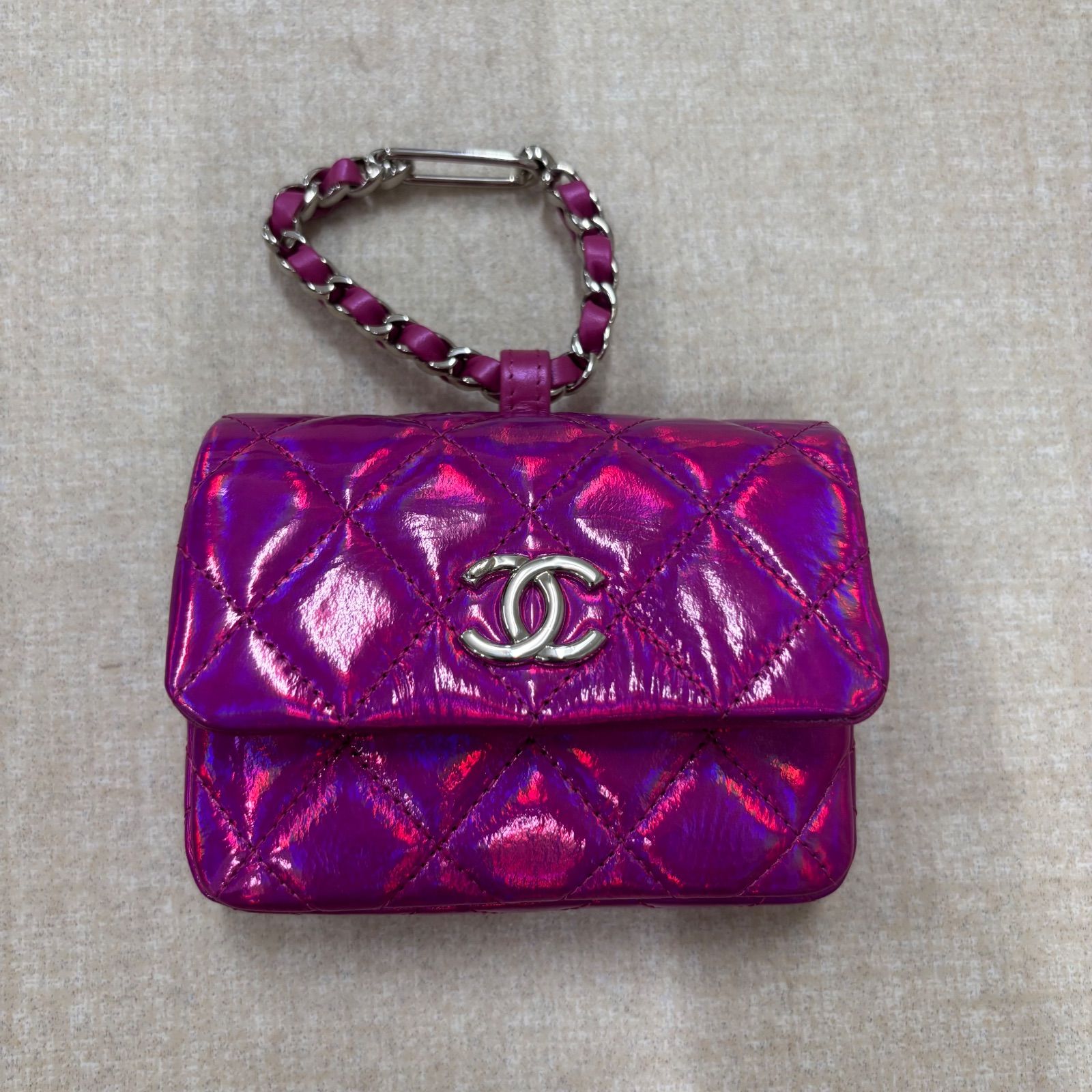 (n) 【希少】CHANEL シャネル マトラッセ コインケース キーリング ミニポーチ バッグチャーム ココマーク ピンク メタリック チェーン レディース/137