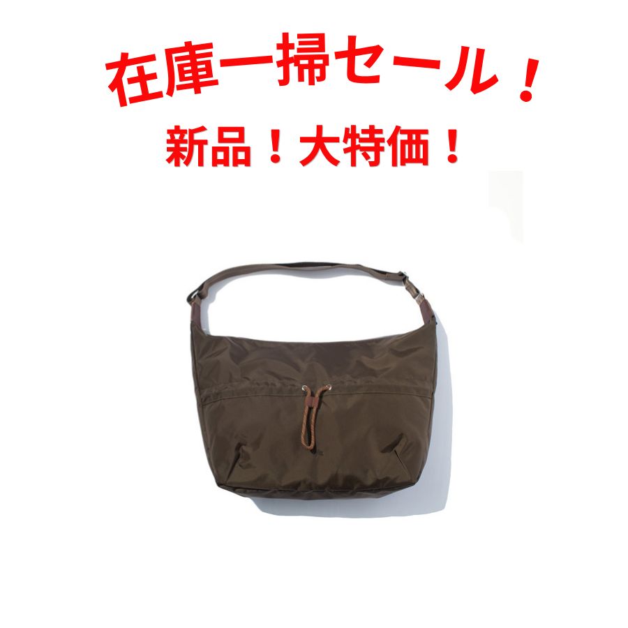 F/CE. エフシーイー ショルダーバッグ FCD32242B0001 Brown