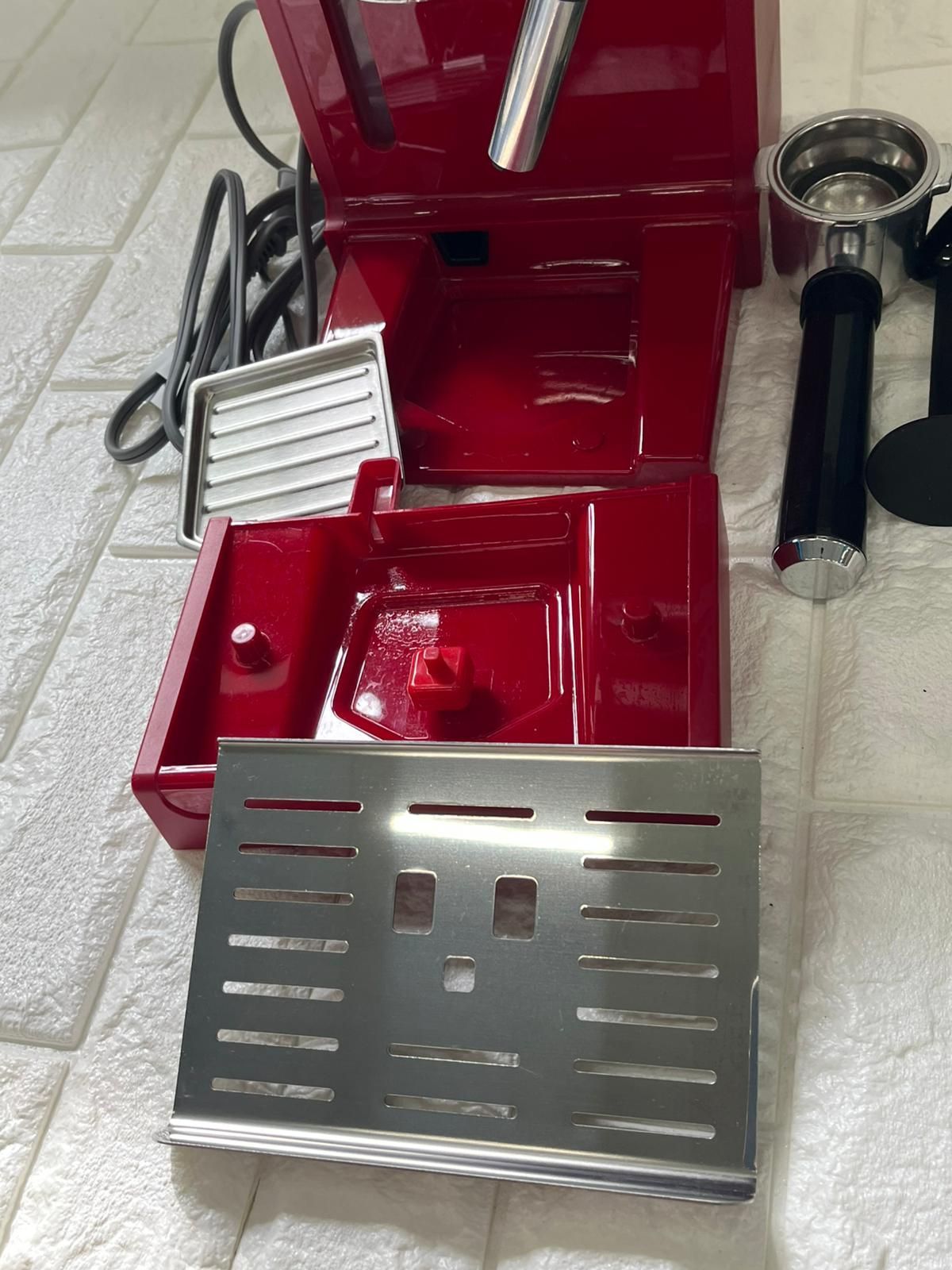 デロンギ エスプレッソマシン ECP3220J RED 動作確認済 展示品・通電確認済み】DeLonghi デロンギ アクティブ エスプレッソ