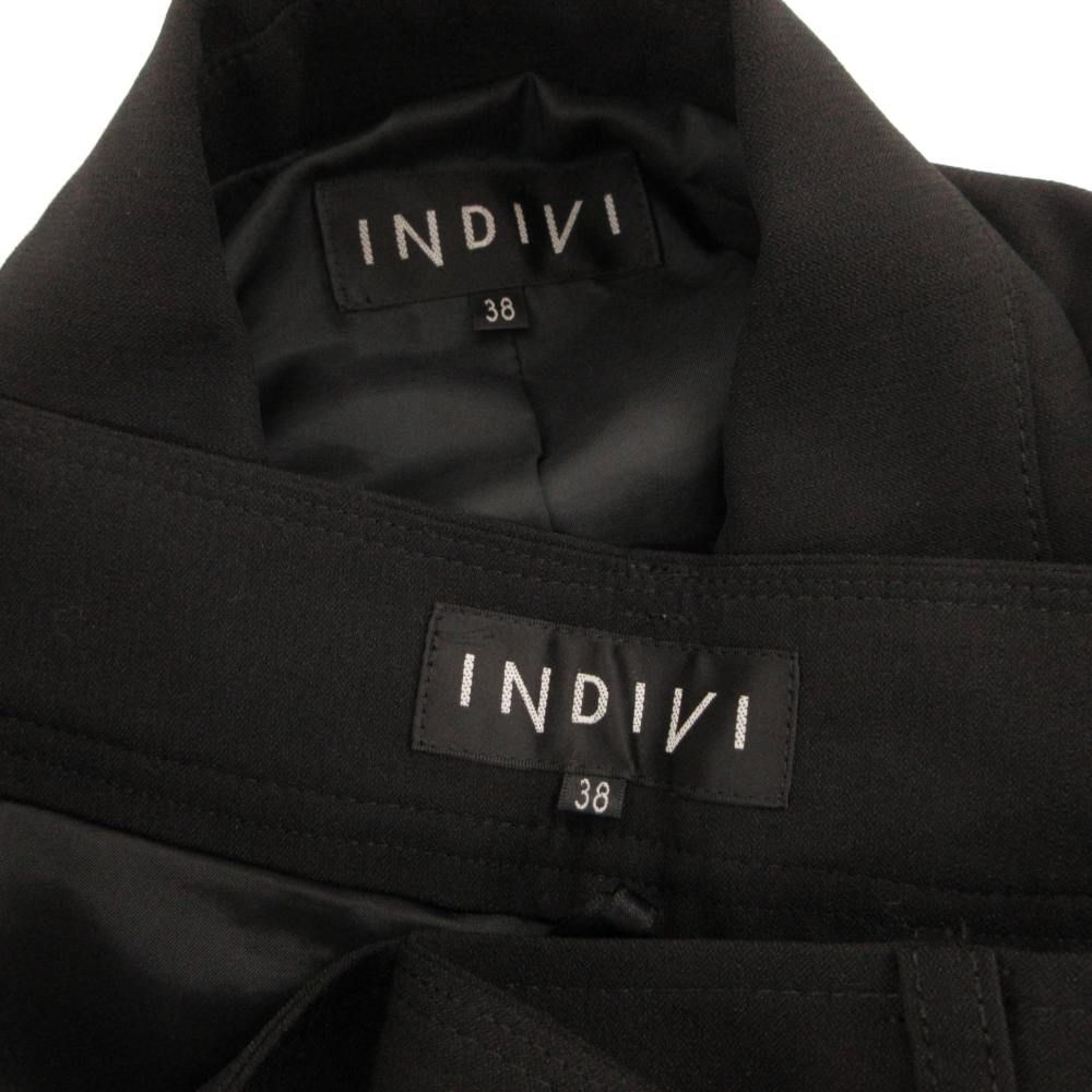 インディヴィ INDIVI 美品 セットアップ スーツ 38 黒 ブラック