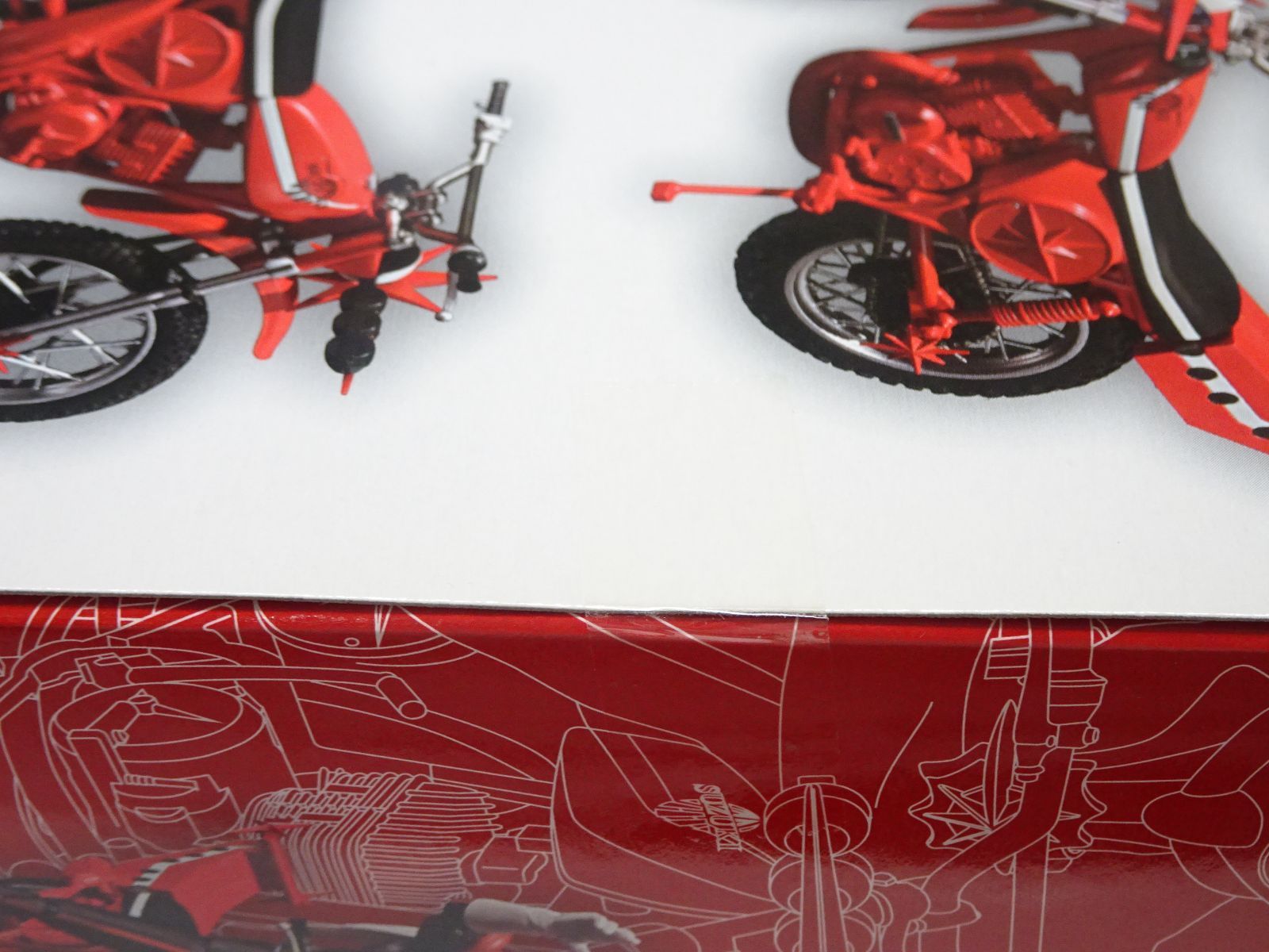 [新品未開封]仮面ライダーストロンガー & カブトローセット [輸送箱付き] S.H.Figuarts 仮面ライダー ストロンガー & カブトローセット 輸送箱