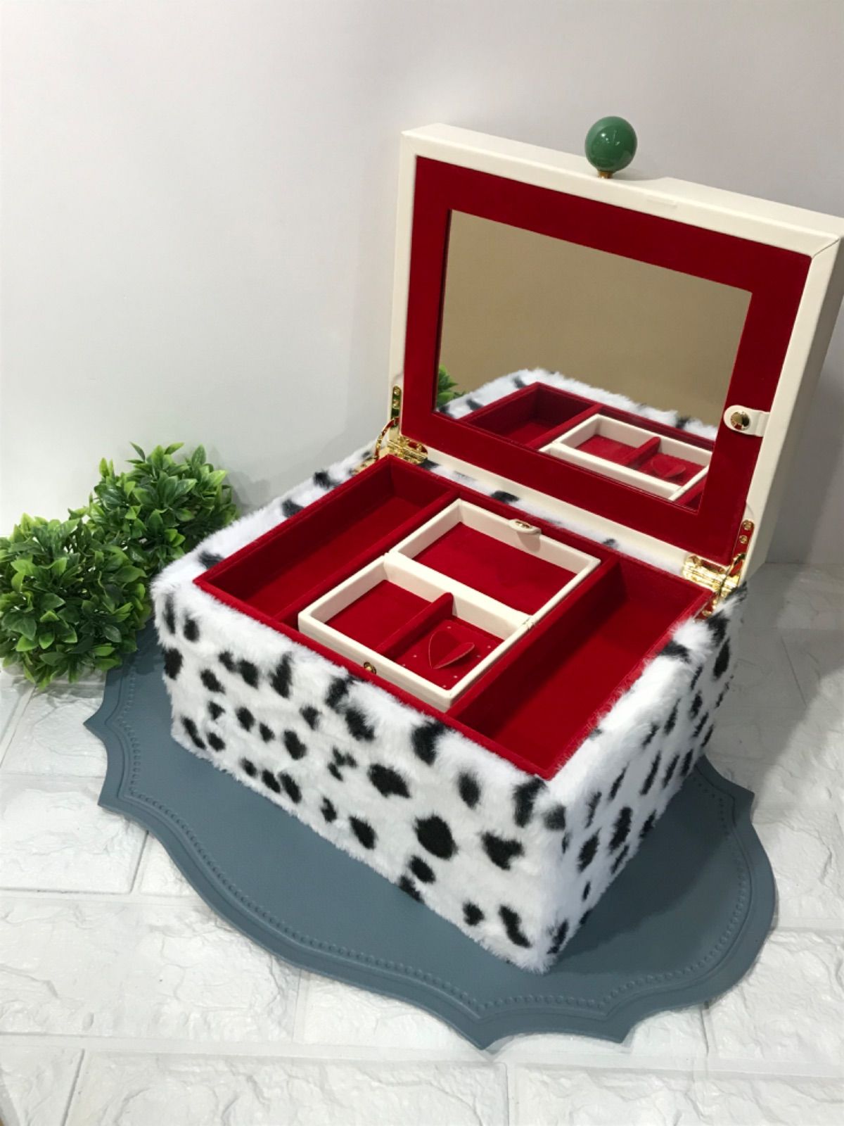 Francfranc Disney ジュエリーボックス L レア商品 USED Francfranc × Disney クルエラ・ド・ビル ジュエリーボックス (L) ※美
