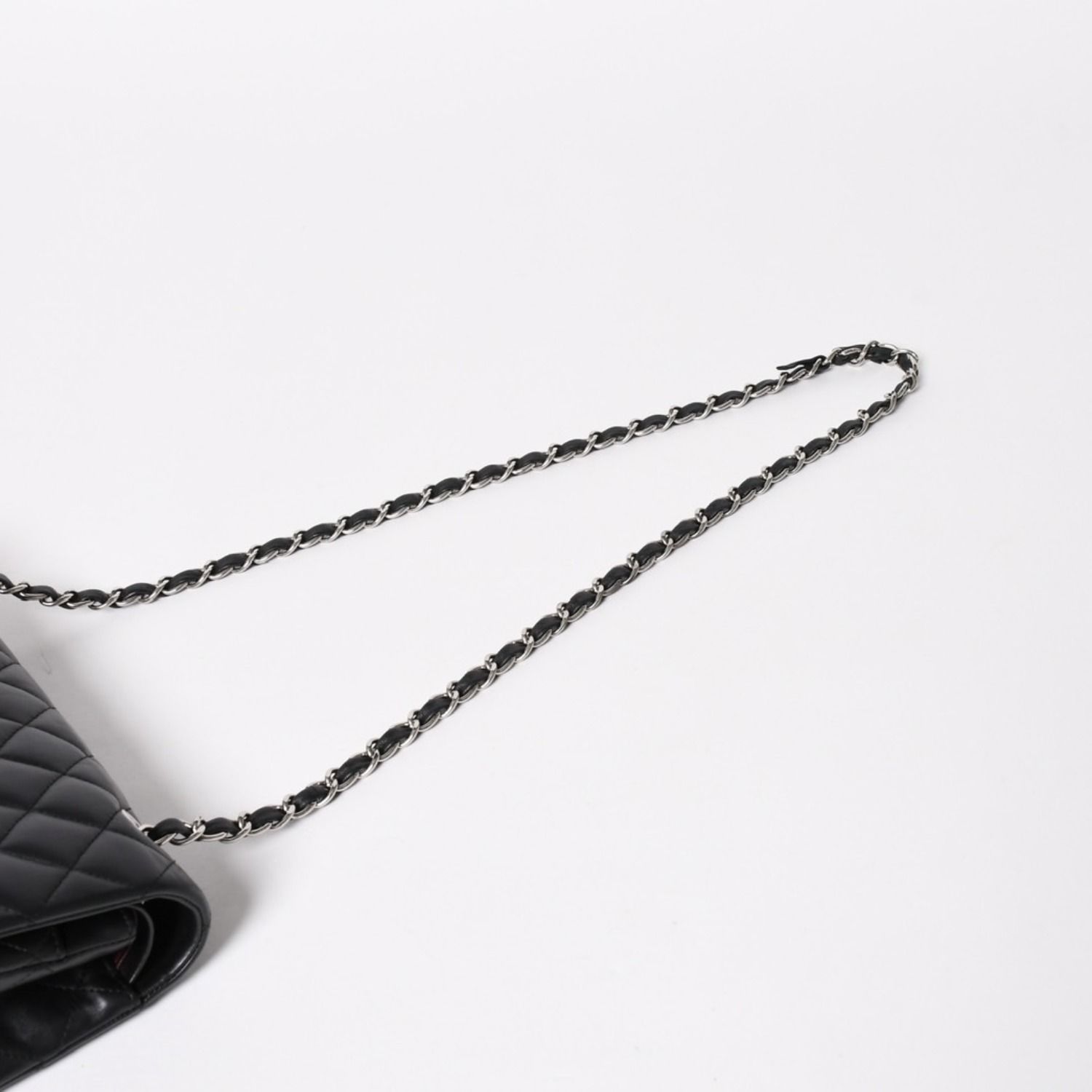 極美品 CHANEL シャネル ショルダーストラップ ココマーク ブラック 黒 極美品 CHANEL シャネル マトラッセ25 Wフラップ Wチェーンショルダー