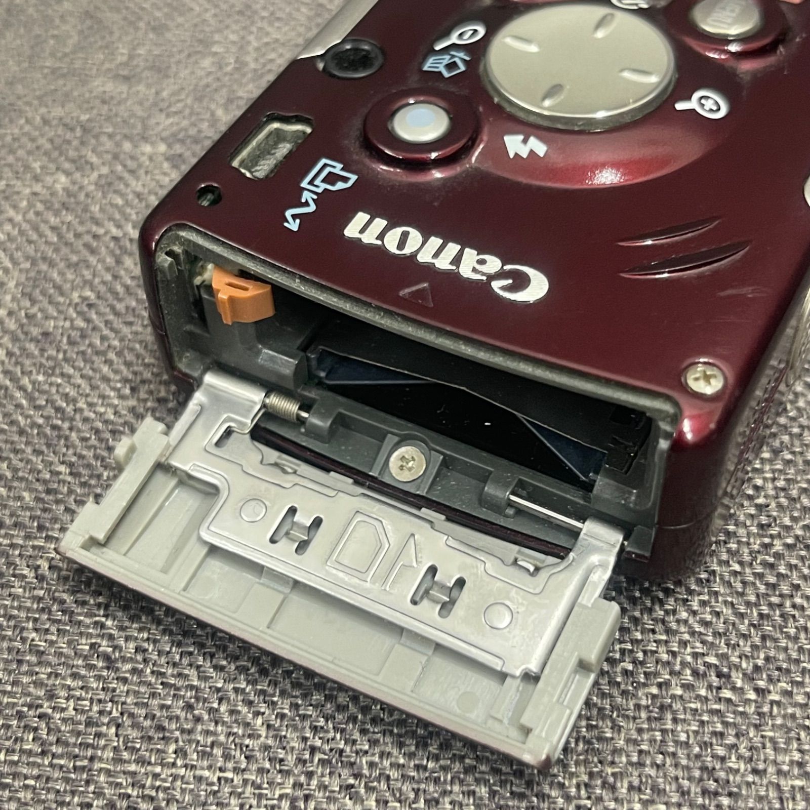 Canon IXY DIGITAL PC1101 デジカメ　ジャンク NPA】ジャンク Canon IXY DIGITAL PC1108 キャノン デジカメ - メルカリ