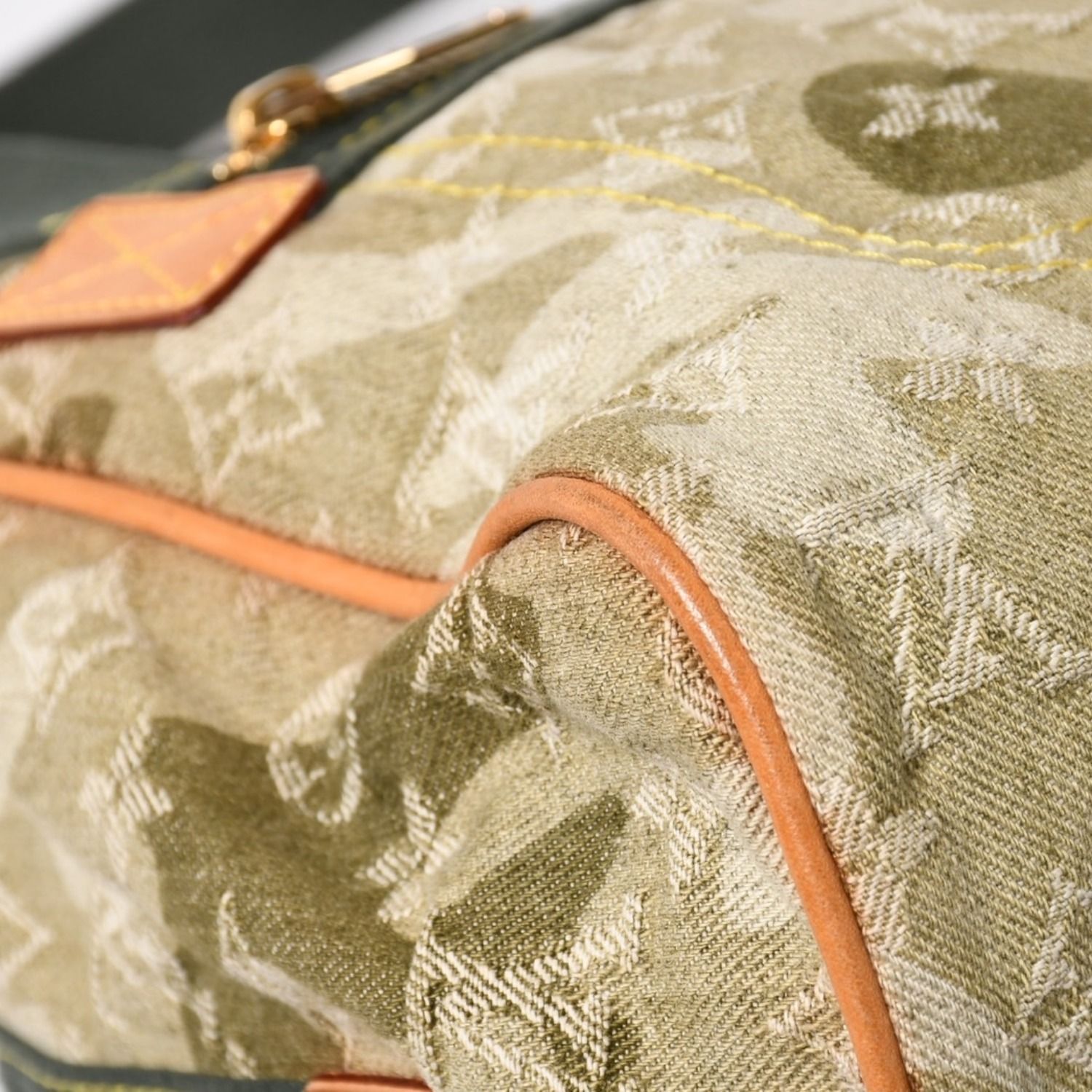 LOUIS VUITTON ルイヴィトン モノグラモフラージュ デニム ジャスミン