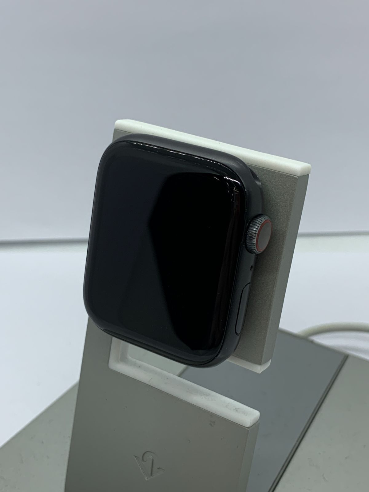 【中古・バッテリー劣化・画面キズ有・フレームキズ有】Apple Watch Series6 GPSモデル 44mm アルミケース［スペースグレイ］