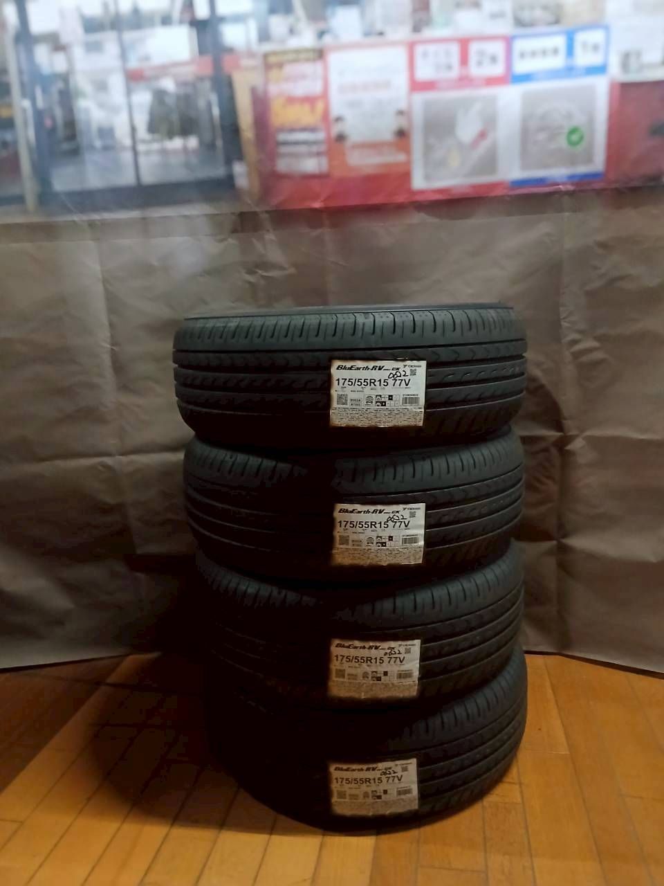 ﾖｺﾊﾏﾀｲﾔ　ﾌﾞﾙｰｱｰｽRV03CK　175/55R15　2022年製　4本ｾｯﾄ　★オク017