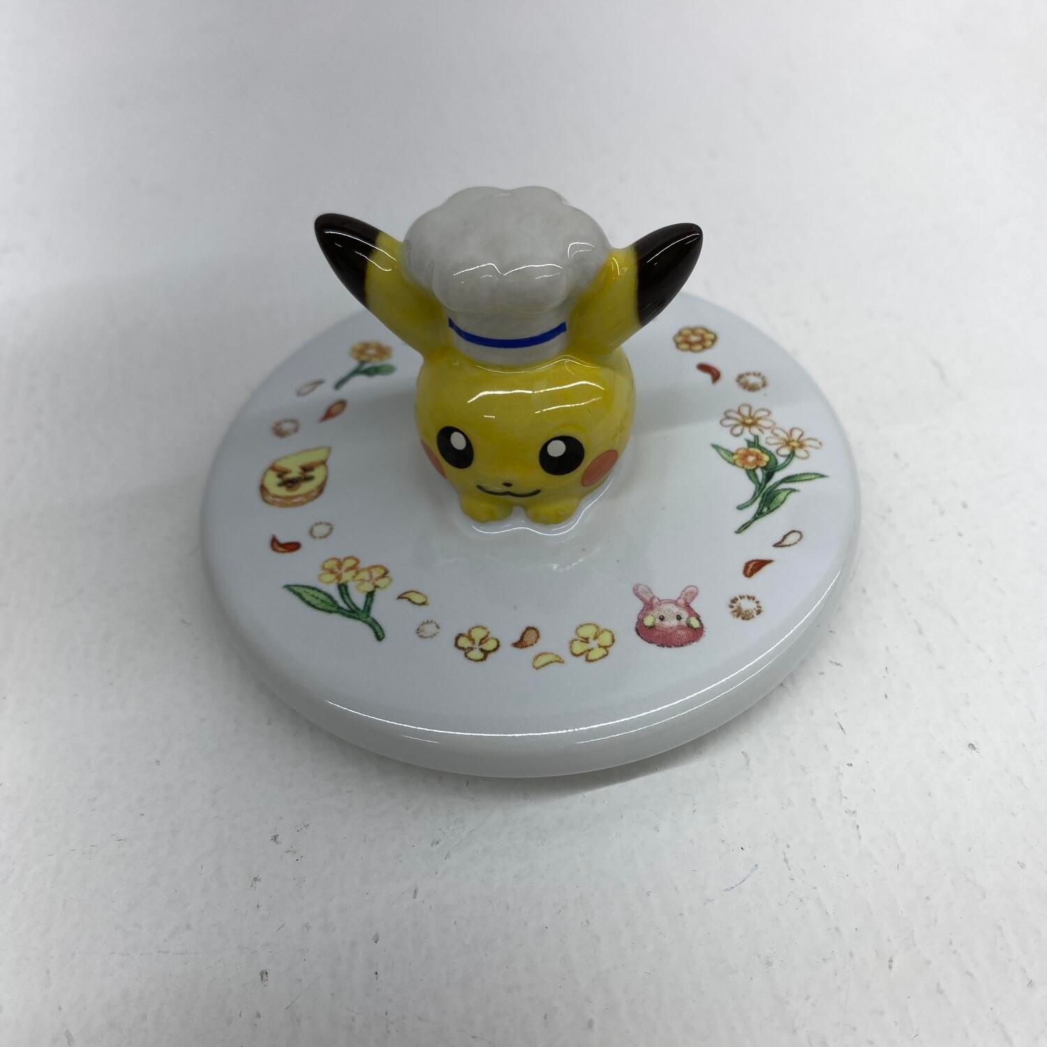 ☆加古川物流】中古 ポケモンセンター 蓋付きマグカップ シェフ 