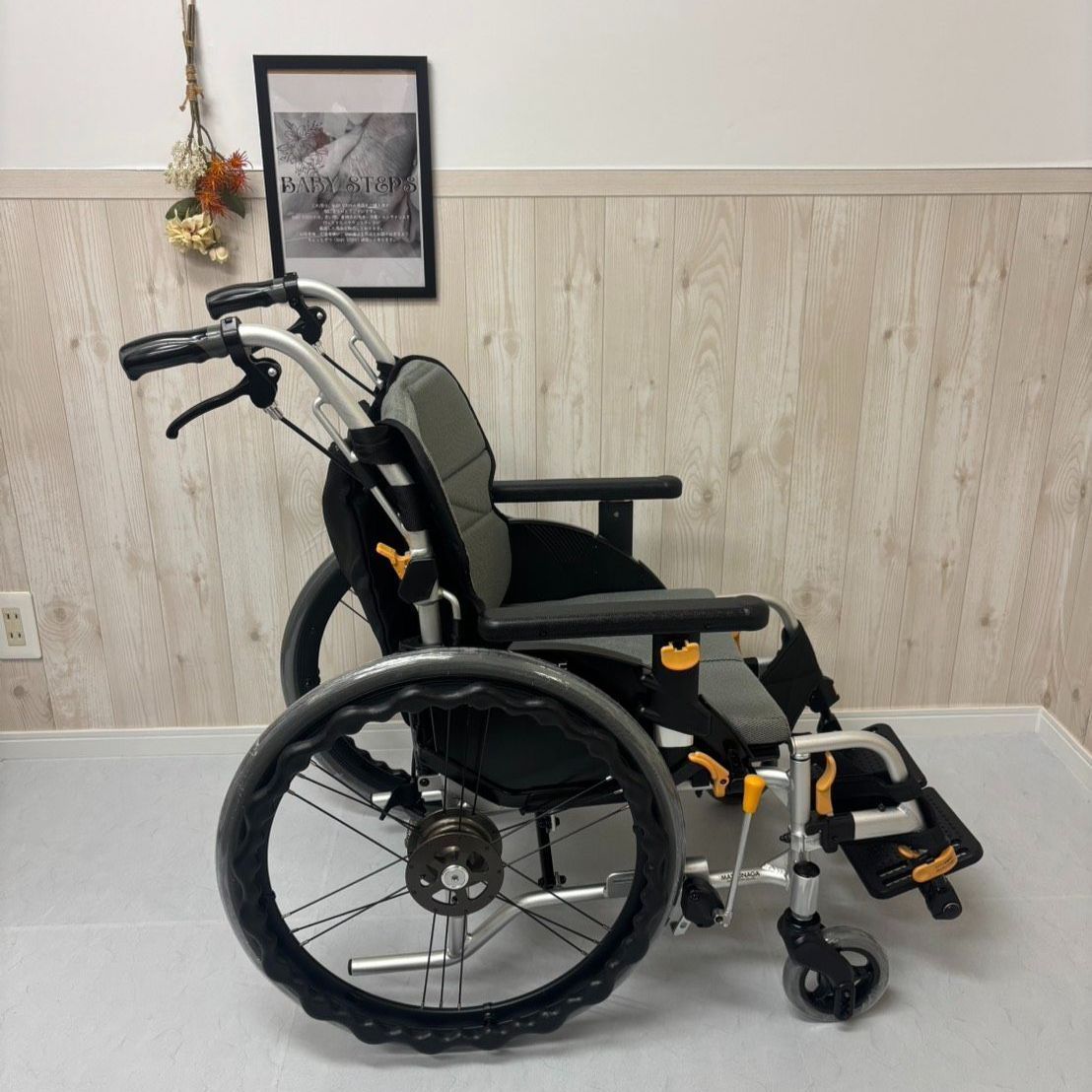 消毒済 中古 車椅子】すぐ使える車椅子 美品 NEXT-50B 松永製作所