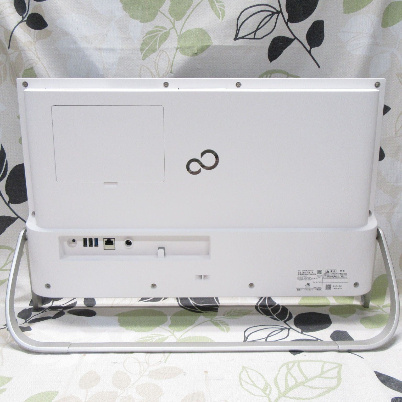 Win11正式対応Corei7/メ8G/SSD/DVD/カメラ/無線/TypeC