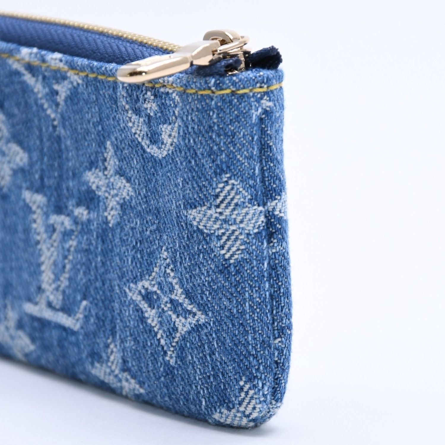 未使用級✨　LOUIS VUITTON ケース デニム クレ 新品同様品 LOUIS VUITTON ルイヴィトン ポシェットクレ モノグラム