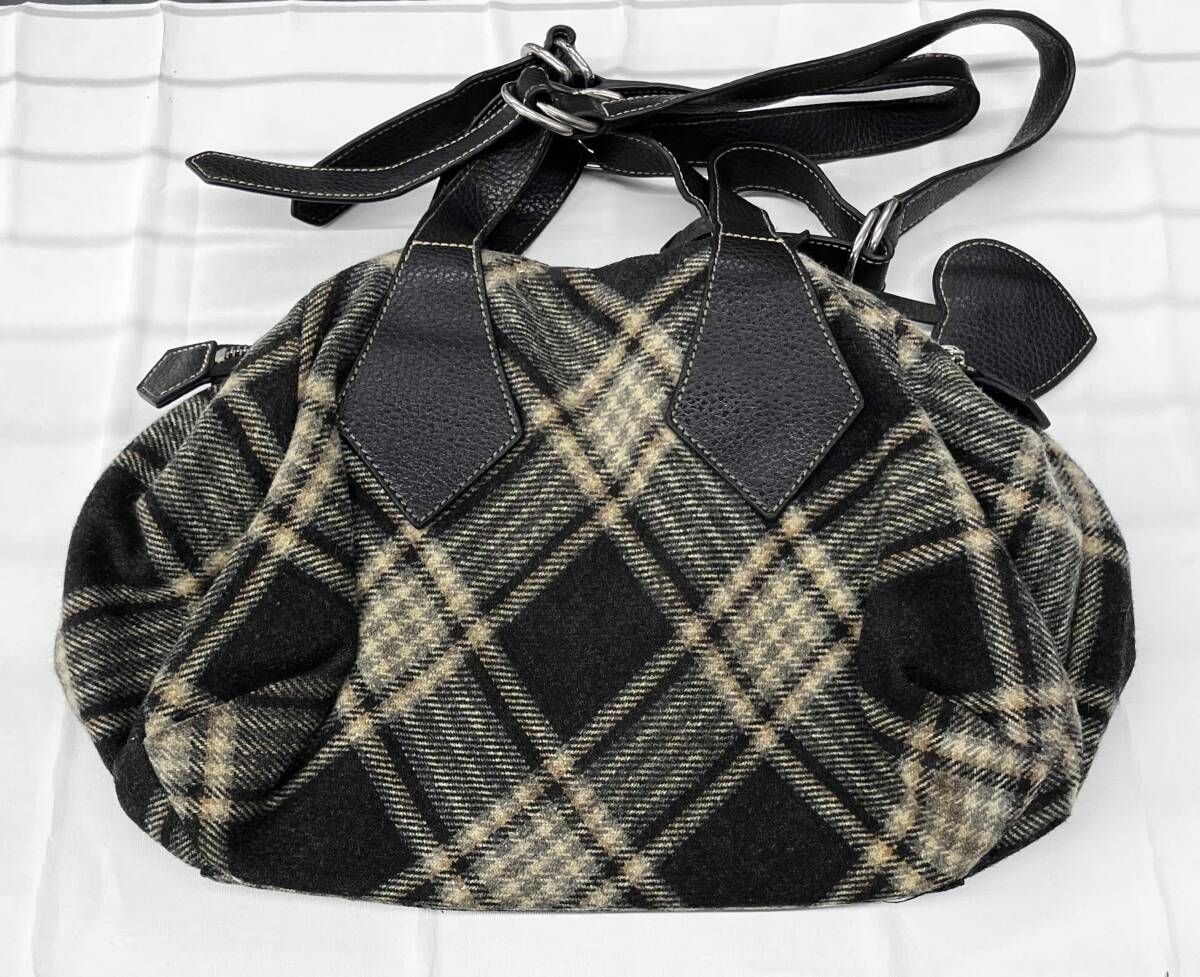 VIVIENNE WESTWOOD トートバッグ チェックオーブ ハートチャーム