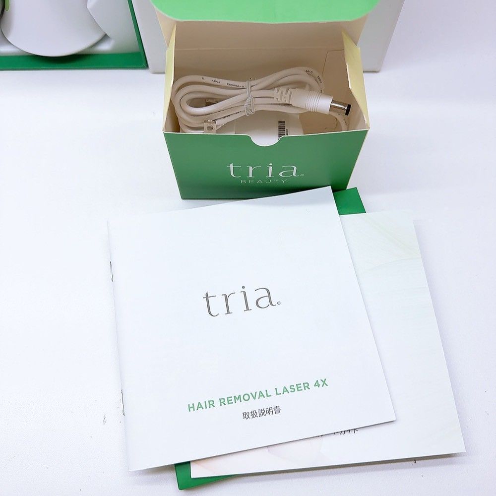 ほぼ未使用＊付属品完備》 トリア パーソナルレーザー 4X Tria LHR 4.0