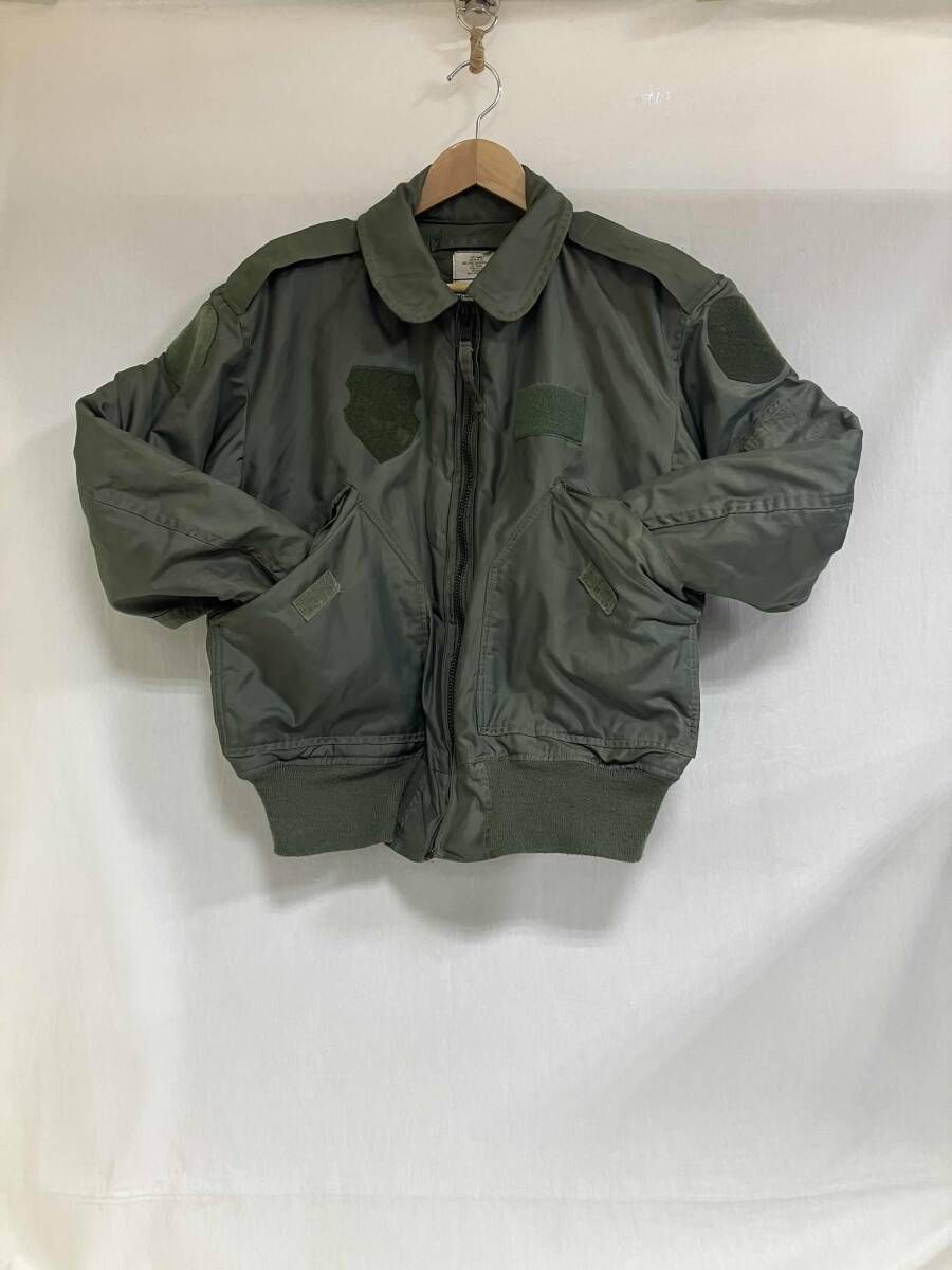 MILITARY ジャケット 米軍 フライトジャケット MIL-J-83388E サイズL KHK ミリタリー