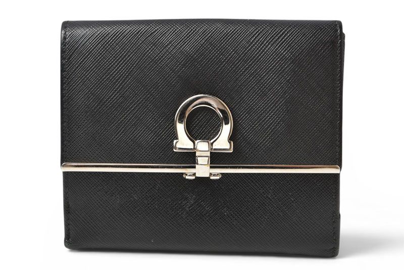 サルヴァトーレフェラガモ 財布/三つ折 Salvatore Ferragamo 折財布 ガンチーニ/ブラック【中古】 13,160円