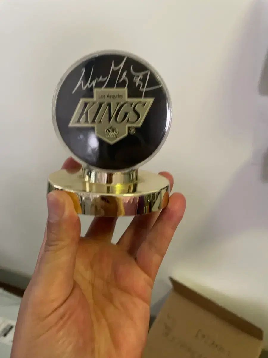 LA キングス 記念 ホッケー サインボール