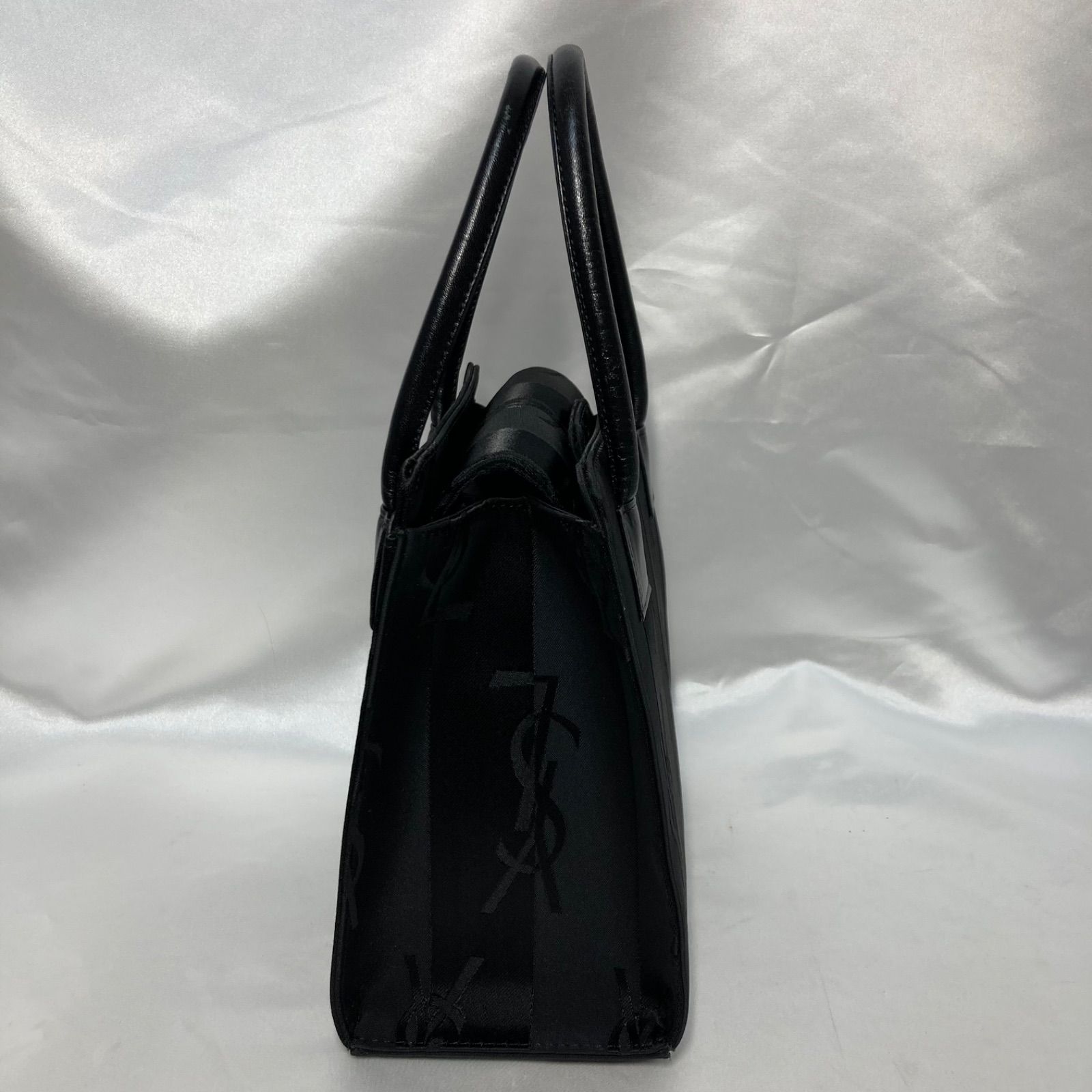 美品〉Yves Saint Laurent イヴ・サンローラン ハンドバッグ レザー 