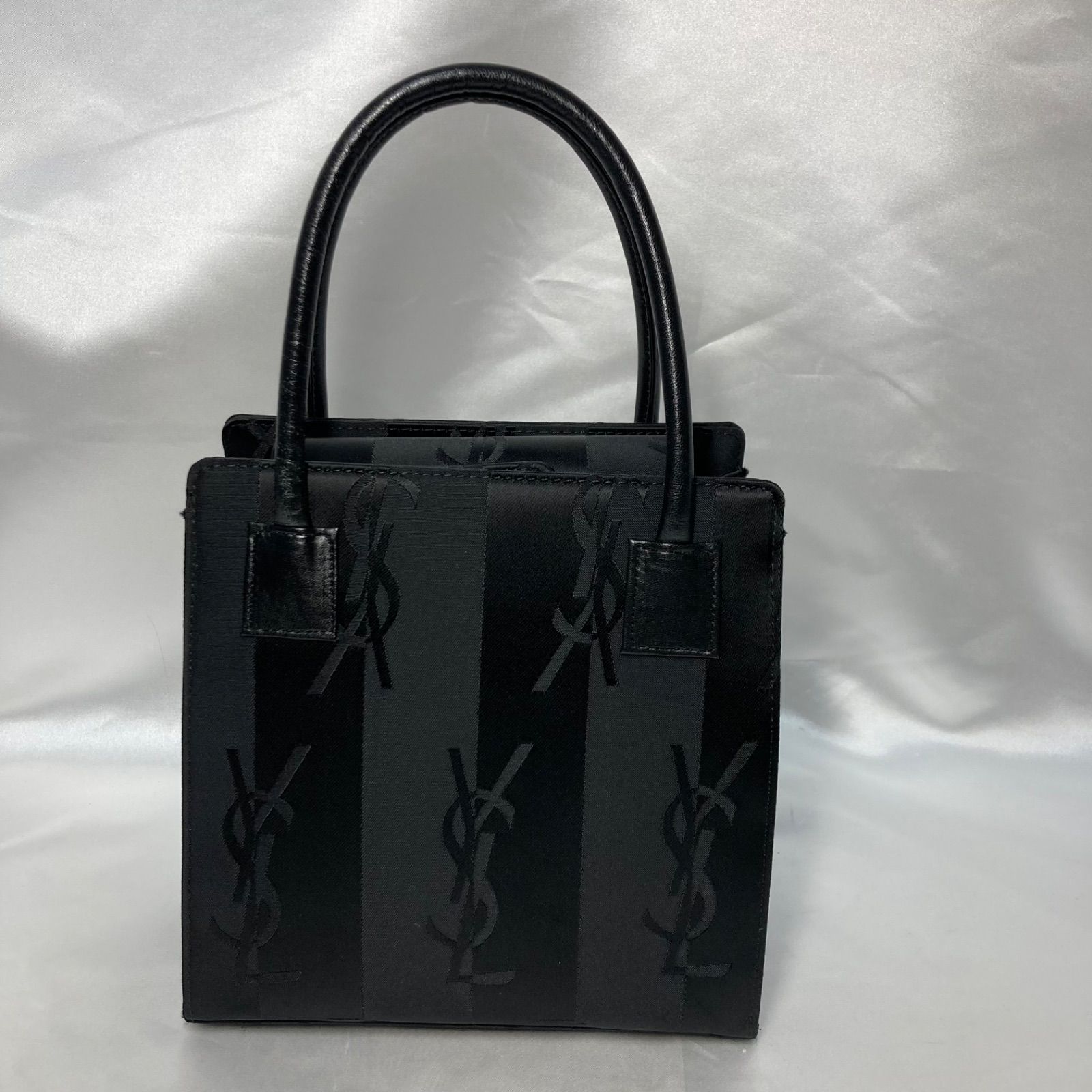 美品〉Yves Saint Laurent イヴ・サンローラン ハンドバッグ レザー