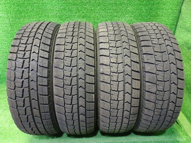 DUNLOP スタッドレス ダンロップ ウィンターマックスWM02 175/65R15 4本 3本7ミリ2024年 1本8ミリ2023年