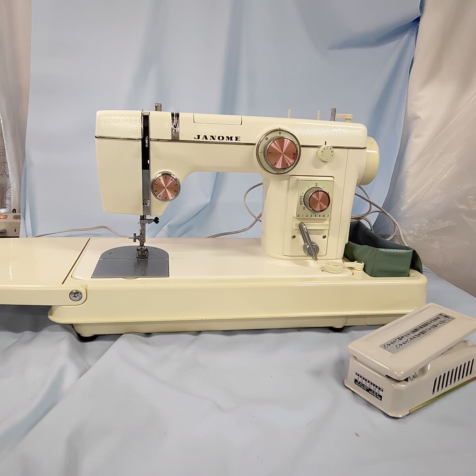 ☆JANOMEミシン 802 動作未確認☆ジャンク JANOME ジャノメミシン 802