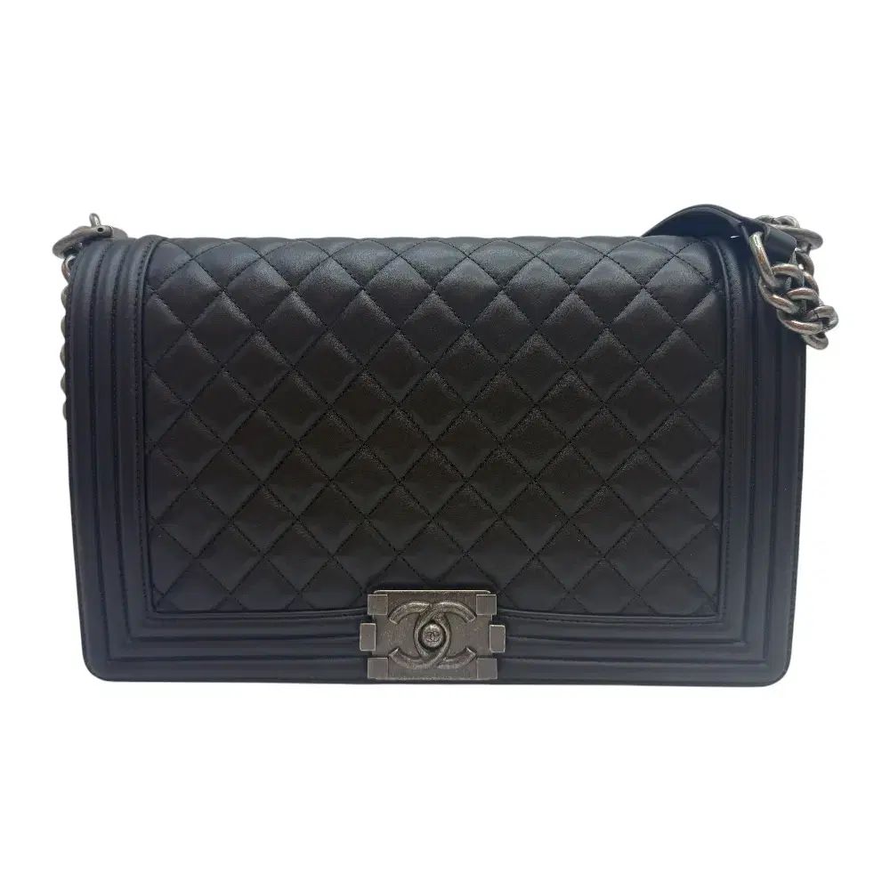 CHANEL シャネル ラムスキン ラムスキン ボーイシャネル ボーイシャネル ラージ ラージ フラップ フラップ ショルダーバッグ ショルダーバッグ ブラック ブラック A92193