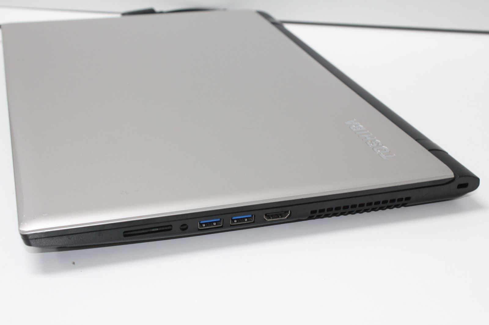 東芝 dynabook AZ85/UG 第6世代Core i7 SSD512GB - メルカリ