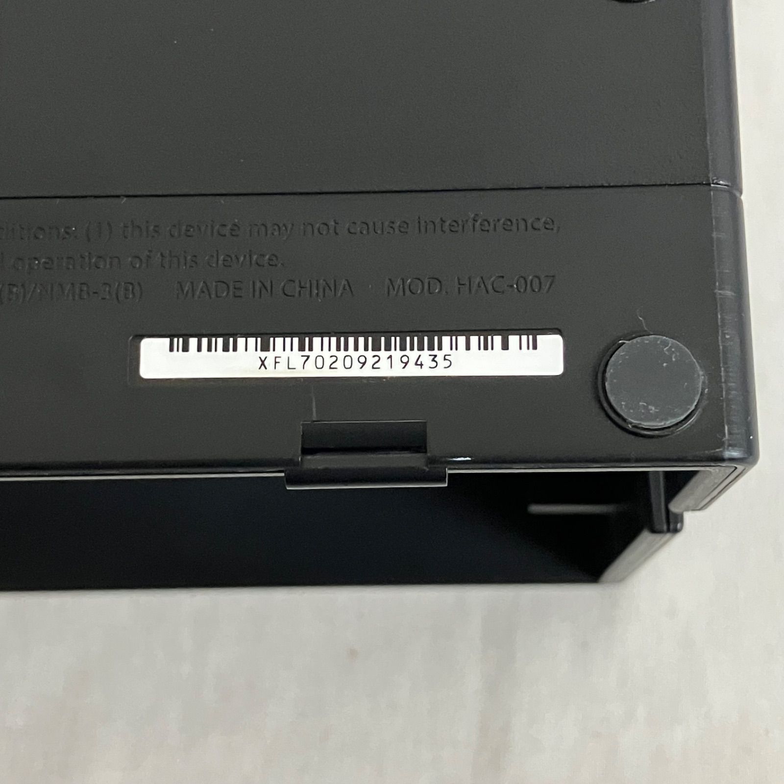 中古 Nintendo Switch バッテリー強化版 箱無し 本体のみ YD6102 c090