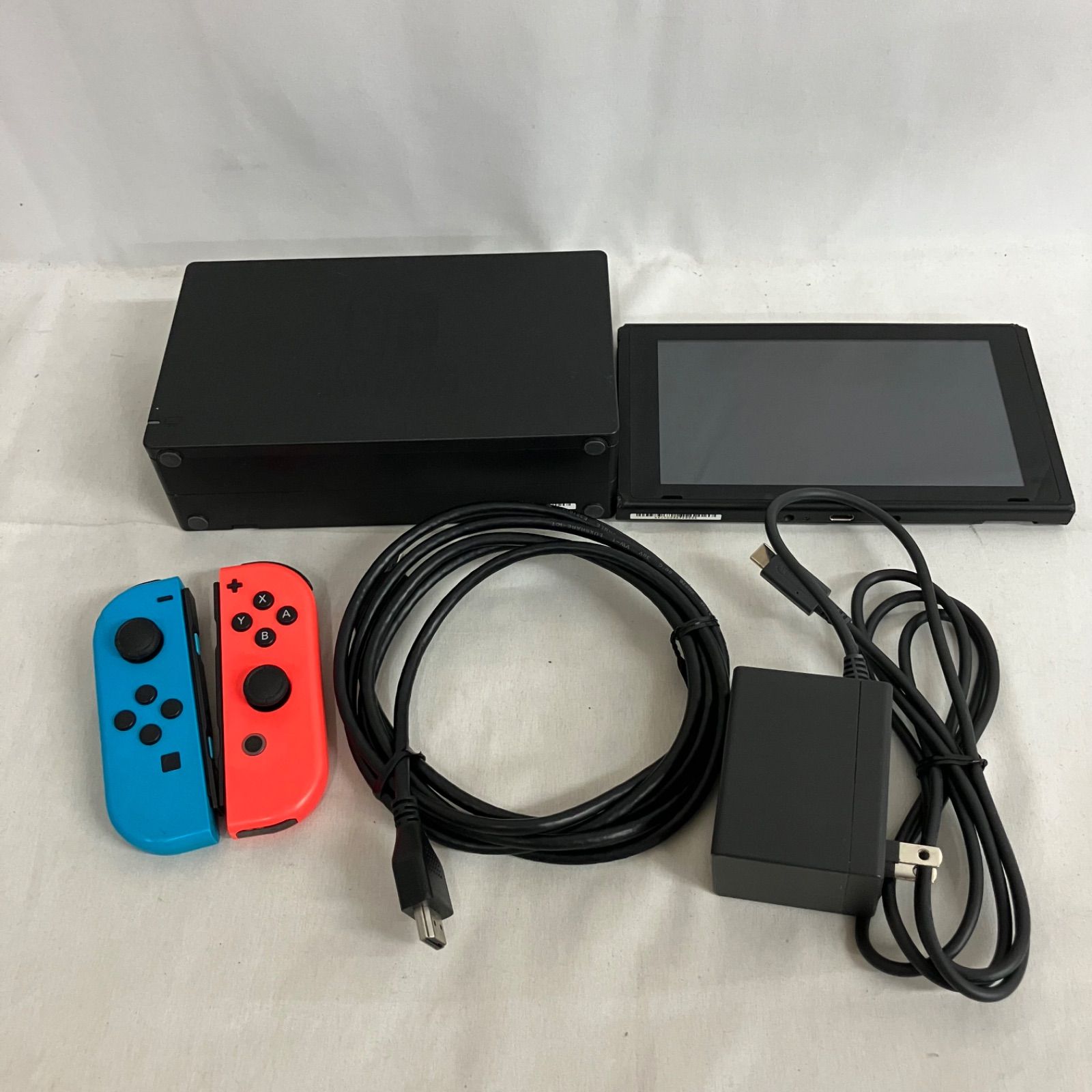 中古 Nintendo Switch バッテリー強化版 箱無し 本体のみ YD6102 c090
