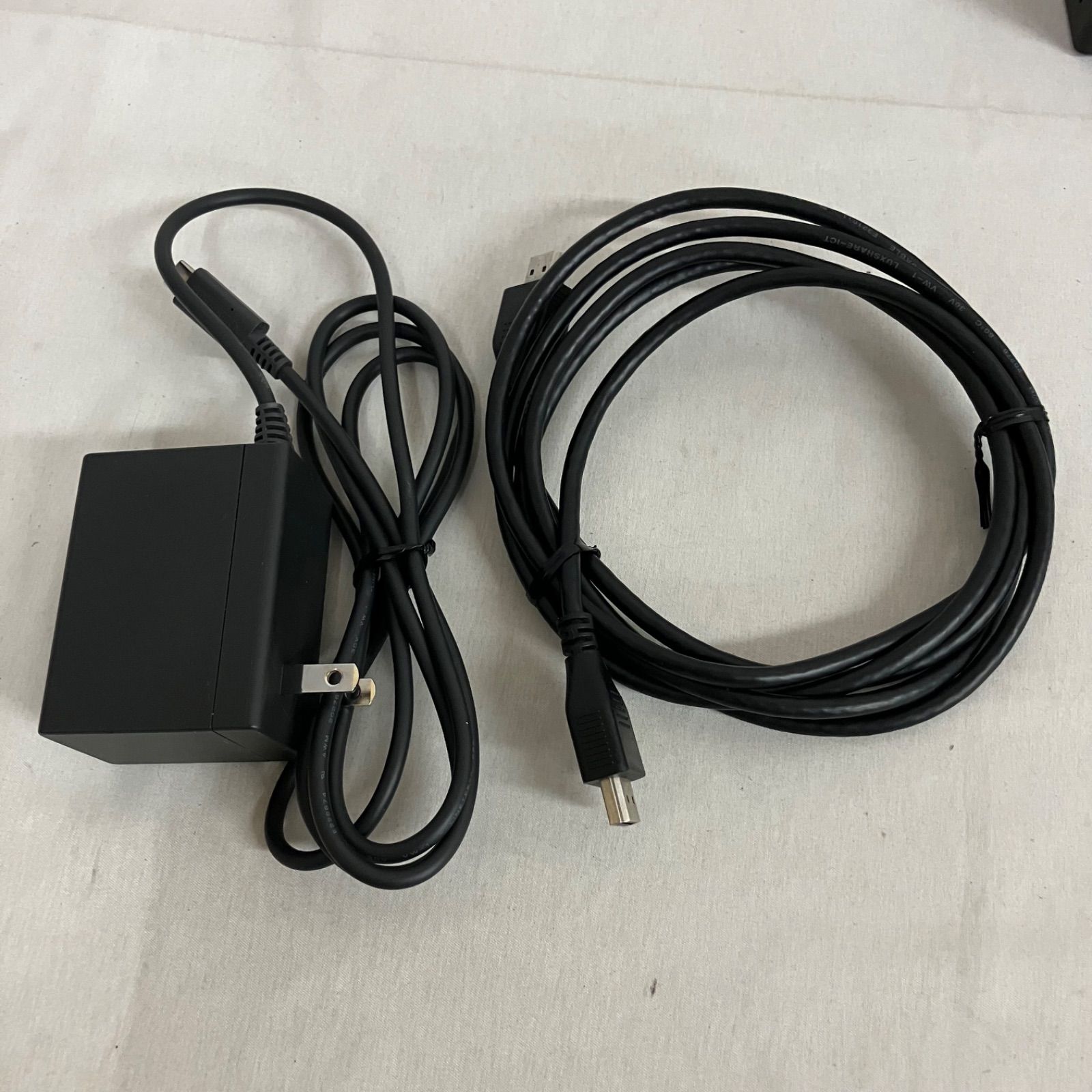 中古 Nintendo Switch バッテリー強化版 箱無し 本体のみ YD6102 c090