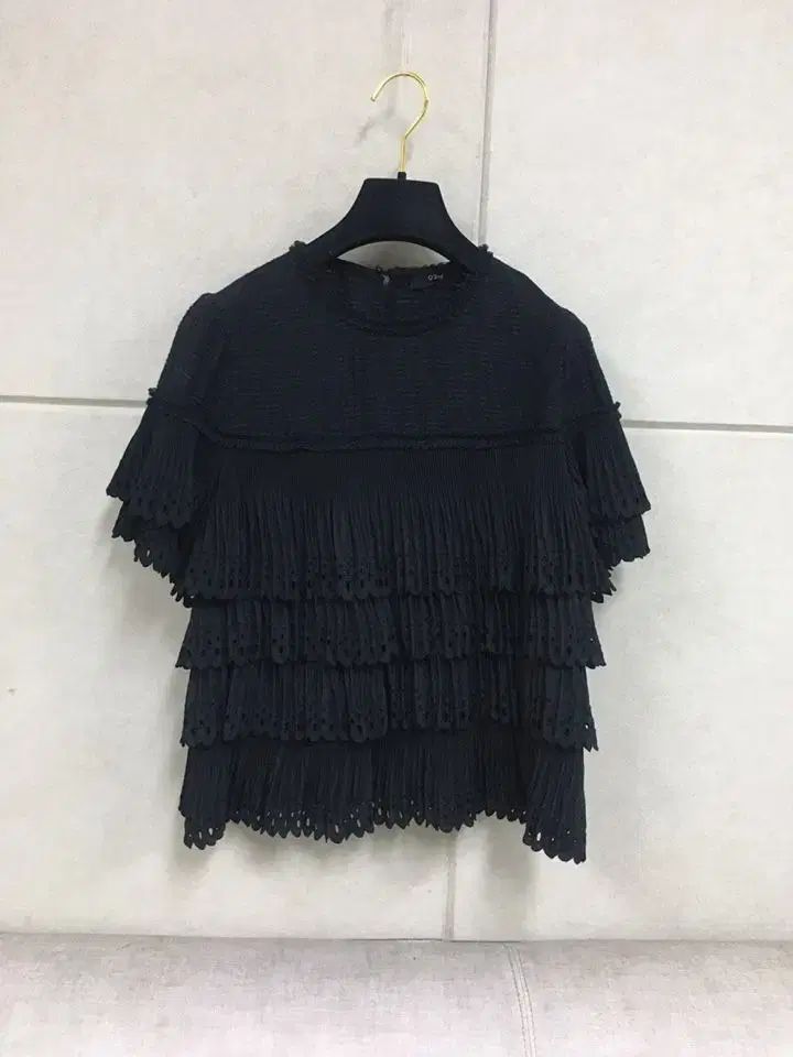 O'2nd オッズセカンド 正規品 ブラック フリル 半袖ブラウス
