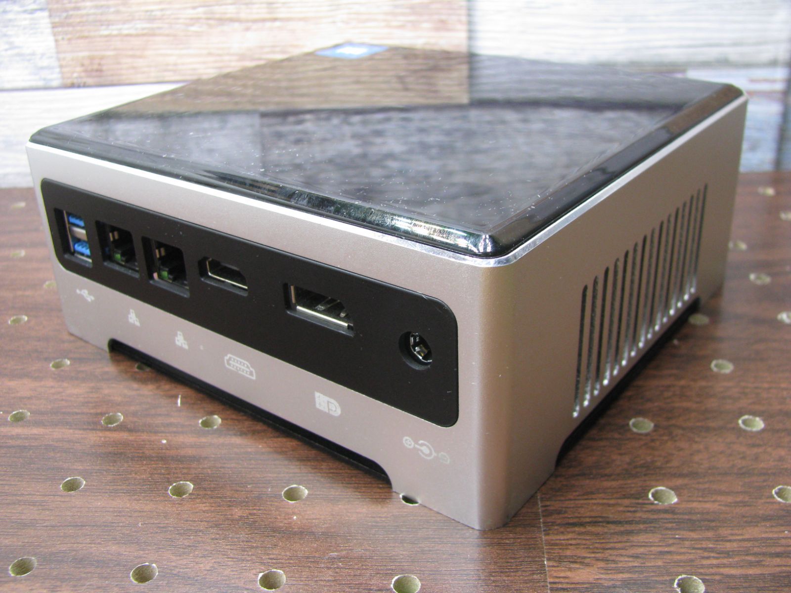 Core i9-10885H搭載 ミニPC 中古 傷汚れあり - メルカリ