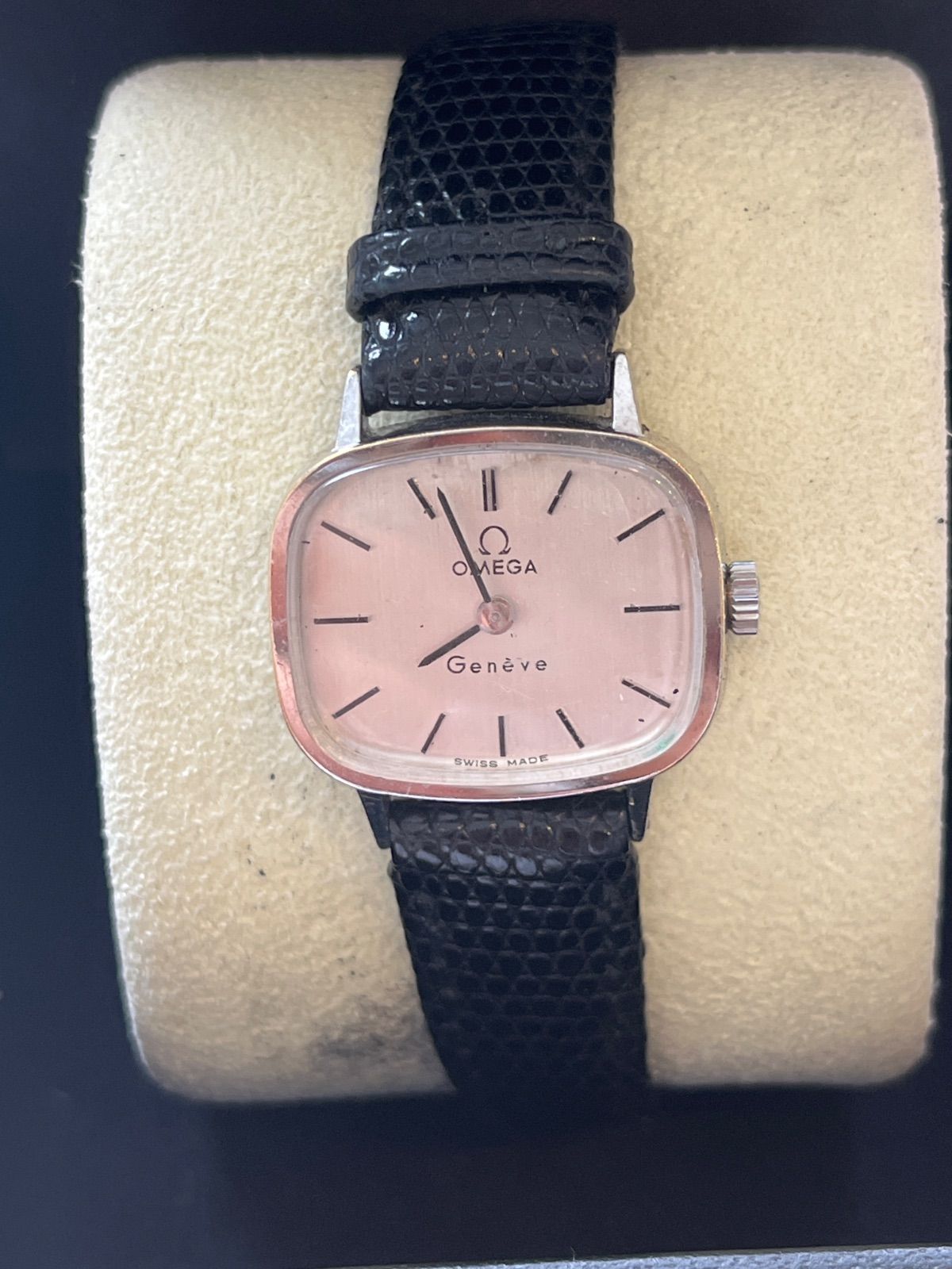 OMEGA Geneve（オメガジュネーブ）　レディース　手巻き　稼働