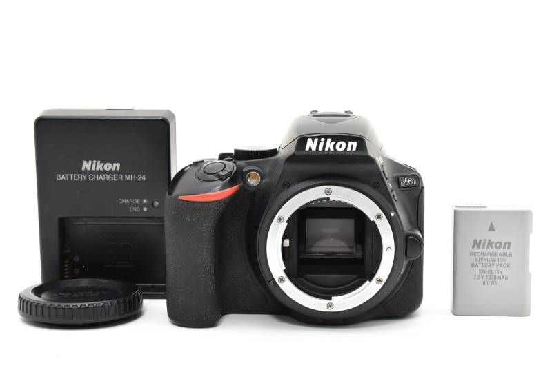 ☆良品☆《ショット数49,567回》ニコン Nikon D5600 ボディ☆ YM1496