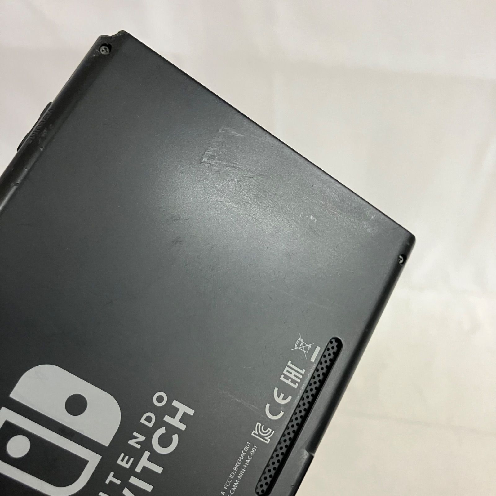 中古 Nintendo Switch スイッチ バッテリー強化版 本体のみ 箱無し