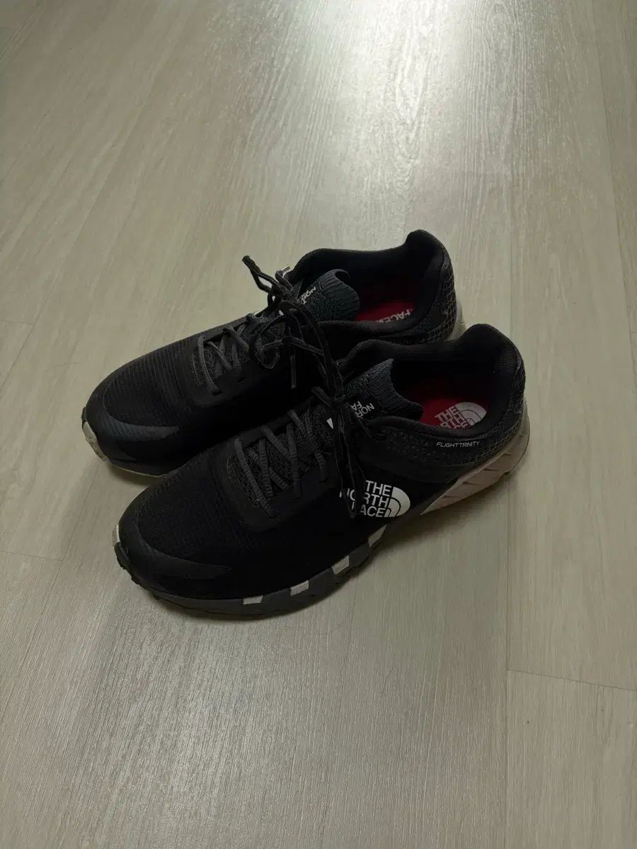 THE NORTH FACE ザノースフェイス トレッキングシューズ