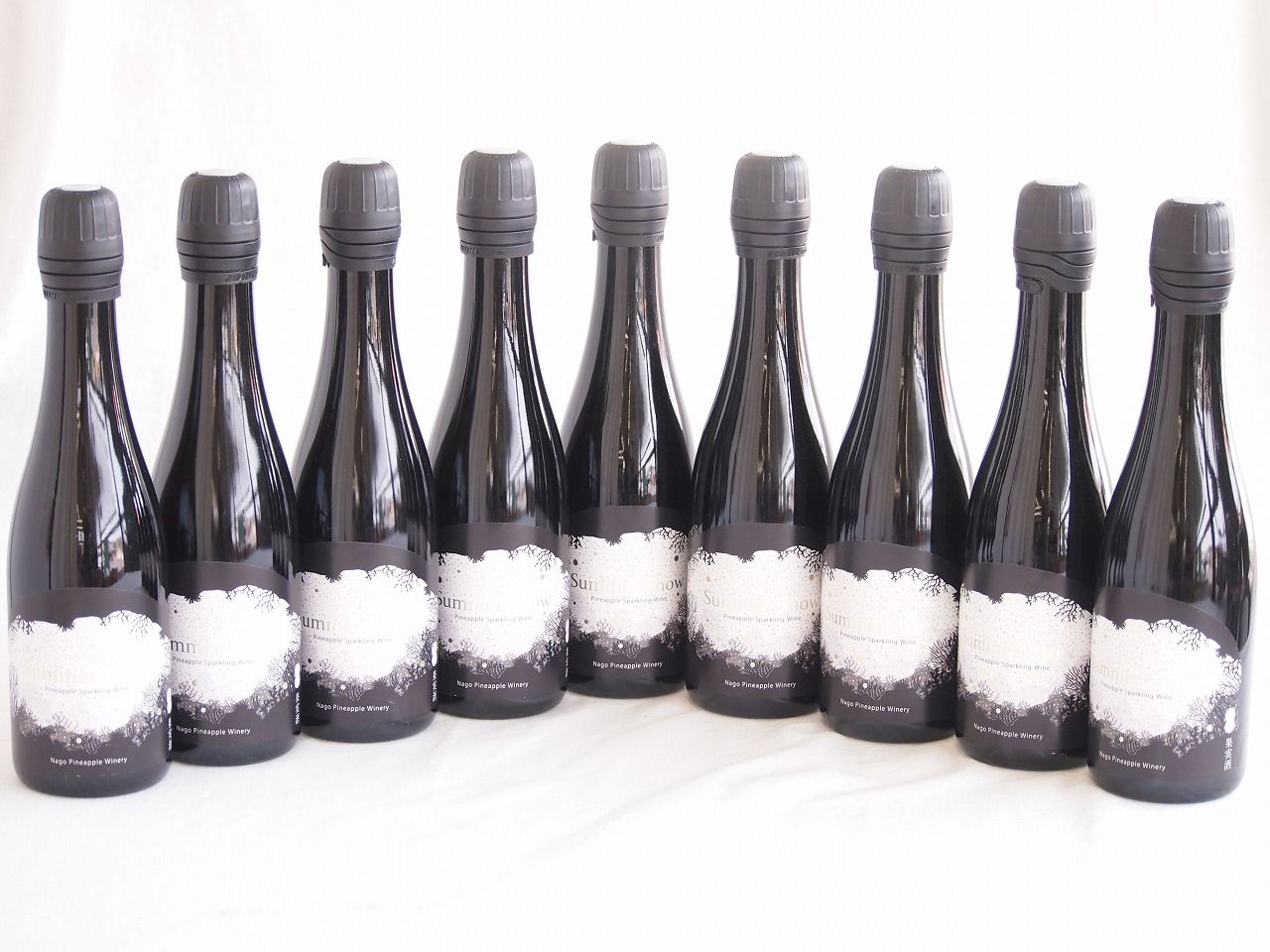 9本セット(名護パイナップルワイナリー サマースノー パイナップルスパークリングワイン甘口(沖縄県)) 375ml×9本