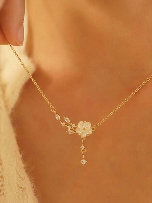 ジュエリー レディース ネックレス チェーンネックレス 1個 高級で優雅なS925スターリングシルバーリーフネックレス、ユニークなペンダントキャバリーチェーン、女性用アクセサリー、女の子/女性/彼女/母親へのジュエリーギフト、デイリーウェア、バレンタイン