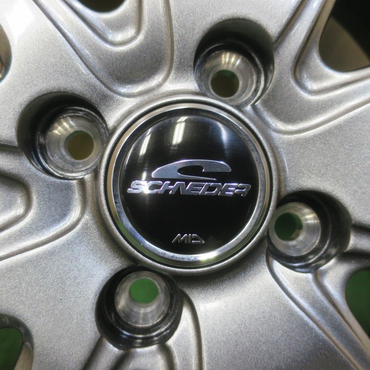 バリ溝！24年！キレイ！ほぼ10分◎スタッドレス 165/65R15 ヨコハマ 